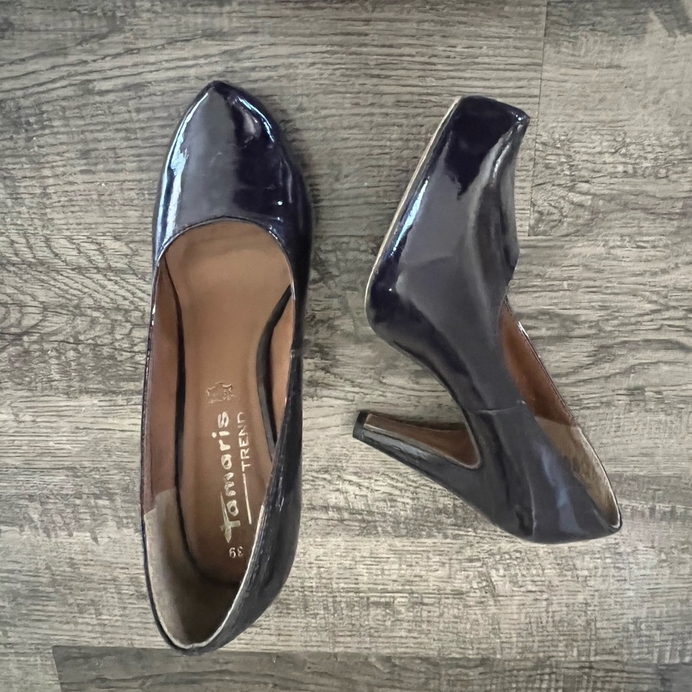 Purple Tamaris heels